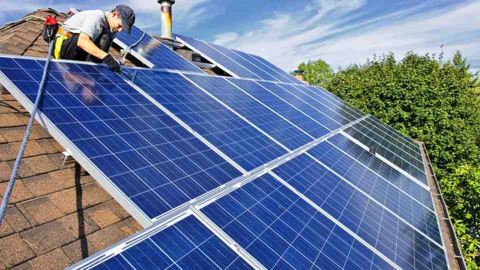 Are solar panels a good investment in 2021?